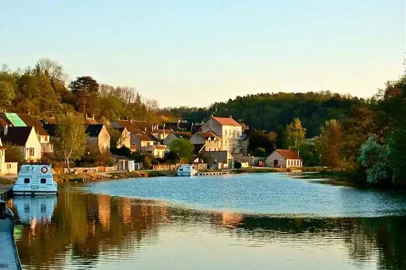 Cruising along the rivers of France