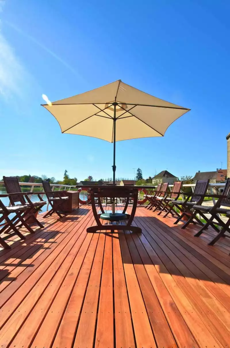 The Sundeck