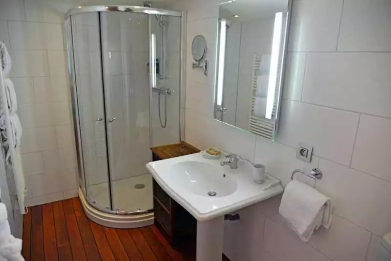 Large showers