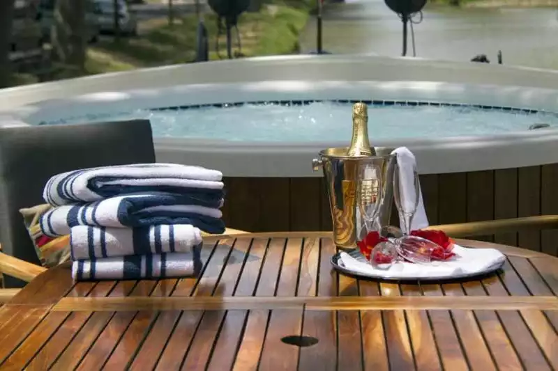 Always time to enjoy the good things in life with Champagne