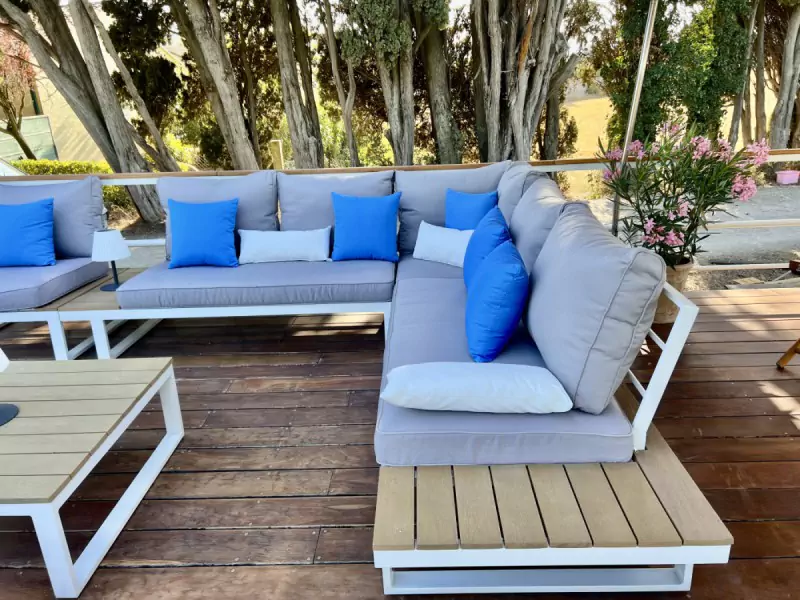 The sundeck 