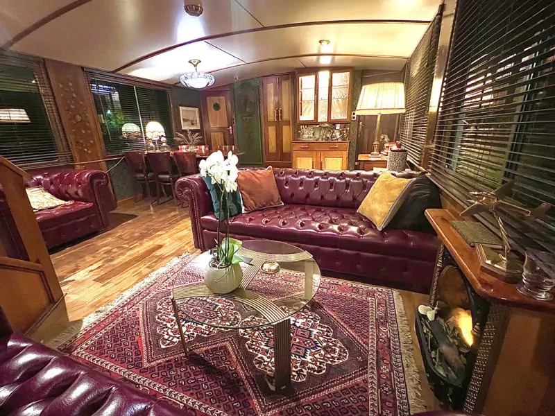 A cosy barge