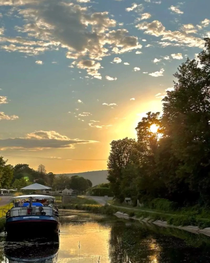 Sunset on the canal