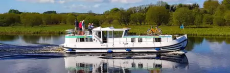 Locaboat self-drive rental boats