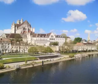 A Barge Cruise in Burgundy